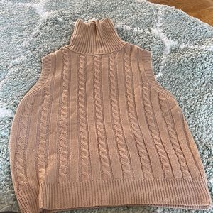 Women’s sleeveless turtleneck vest